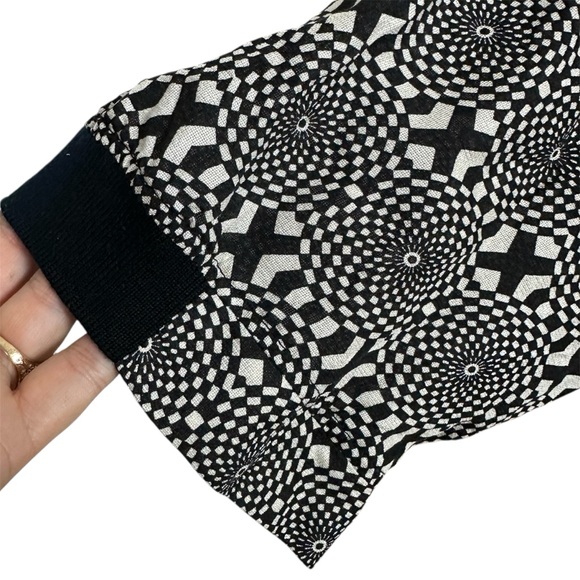 CRÈME De SILK Rare Mythological Pattern Silk Shirt Size L - Picture 4 of 7